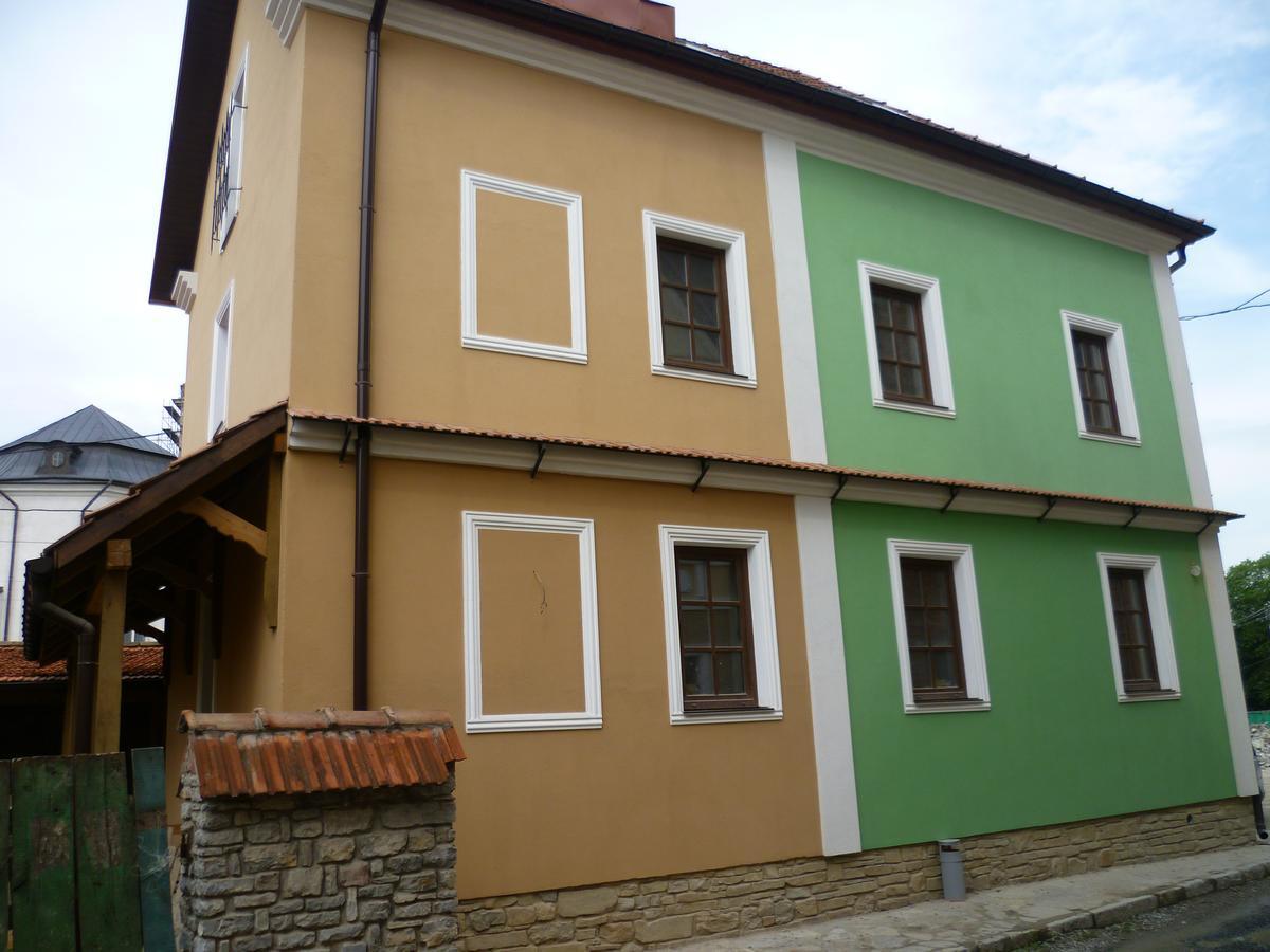 Home Hotel Kamjanets-Podilsky Buitenkant foto