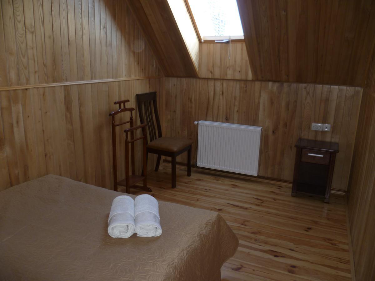Home Hotel Kamjanets-Podilsky Buitenkant foto