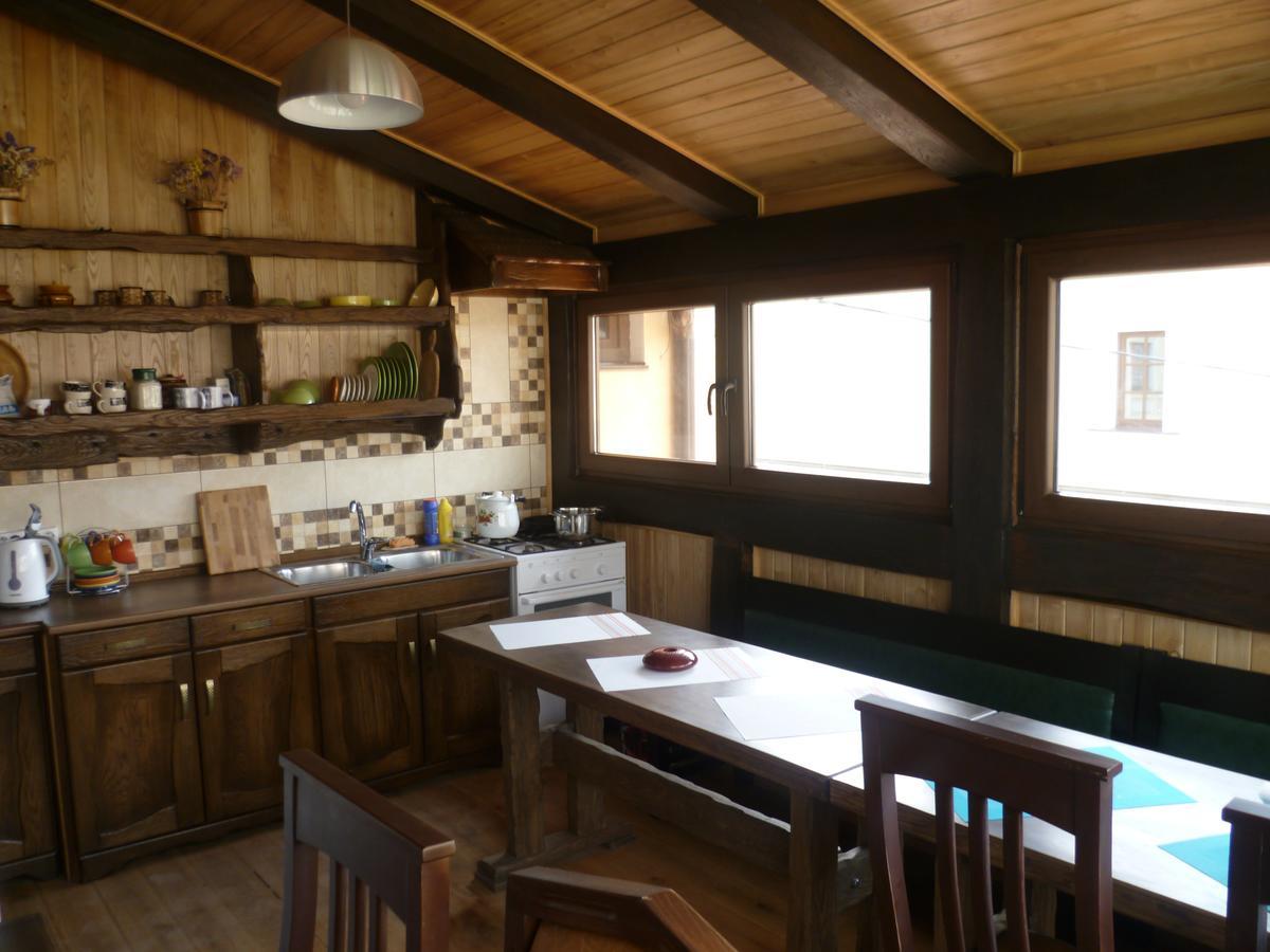 Home Hotel Kamjanets-Podilsky Buitenkant foto